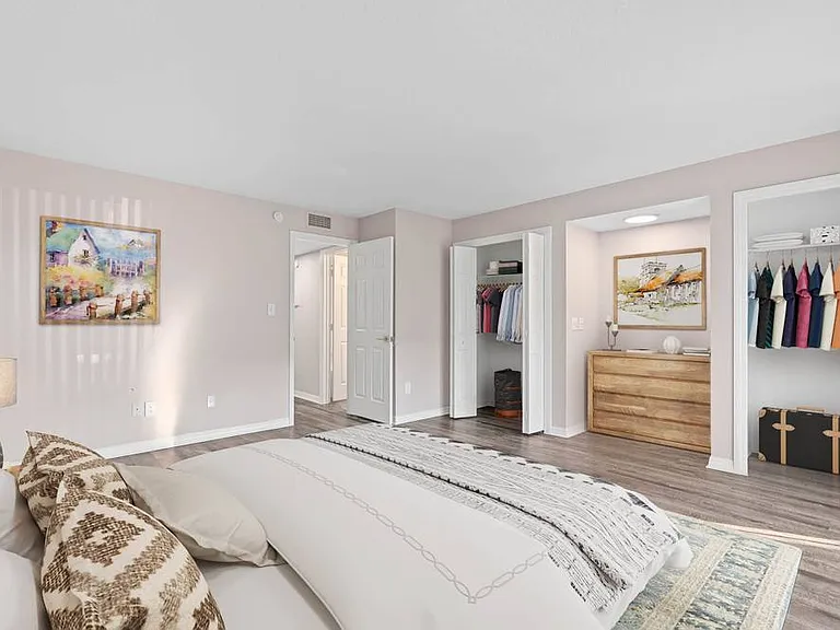 Stella West Apartments — Photo 17