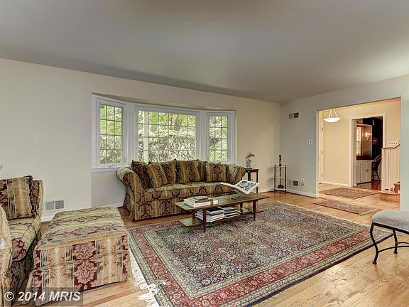 5th image of 3612 Faircastle Dr