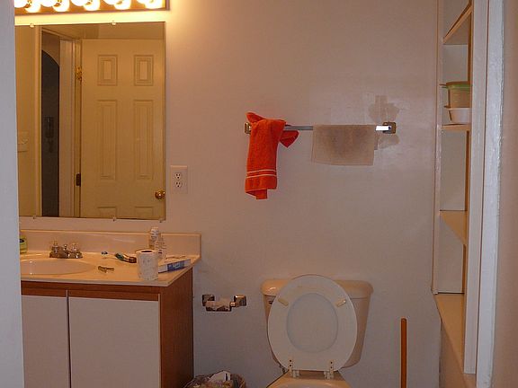 4th image of 101 S Boulevard APT 1