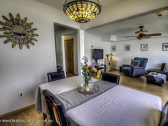 3rd image of 66A Country Dr N #66A