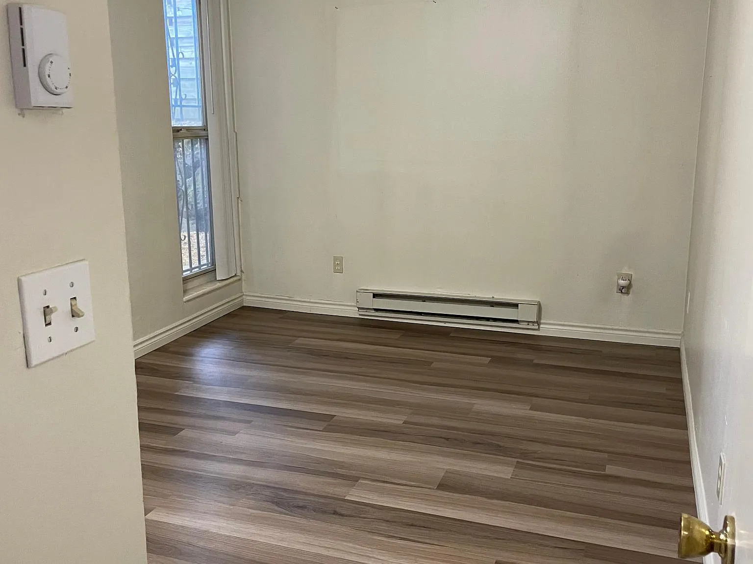 2 bed, 1000 sqft, $2,775 — Photo 3