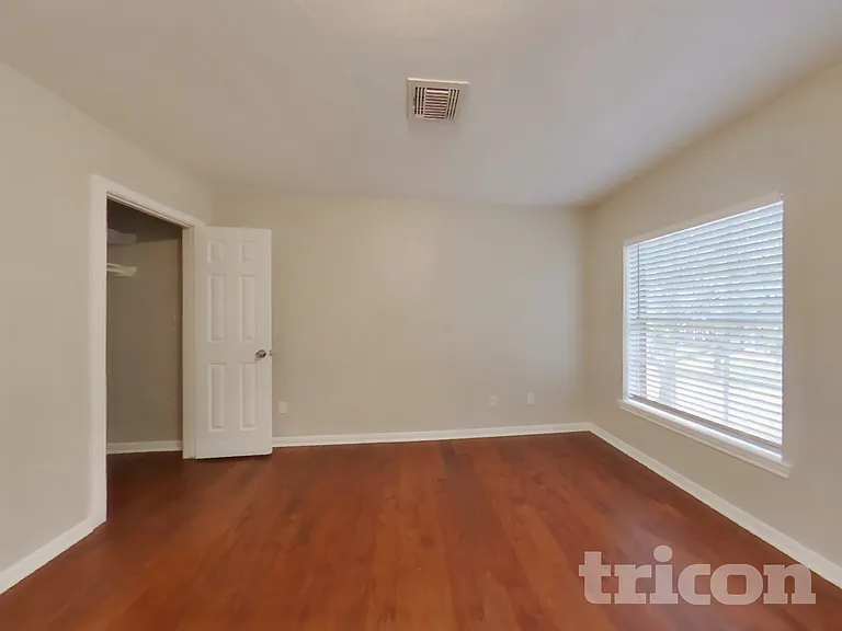 1507 Moon Shadow Ct — Photo 13