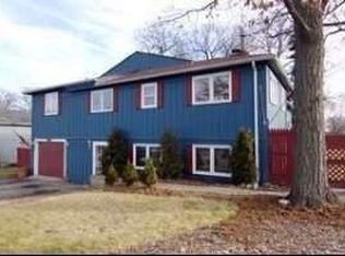 777 Elm Ave, Round Lake Park, IL 60073