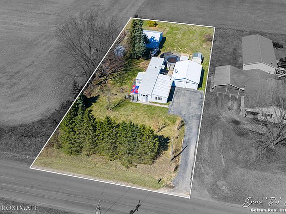 2nd image of 14249 Heffron Rd NE