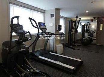 4th image of 1933 Commonwealth Ave APT 604