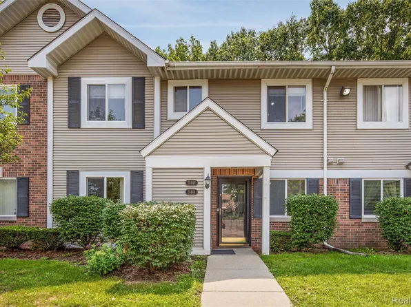 31444 Orchard Crk, Farmington, MI 48334
