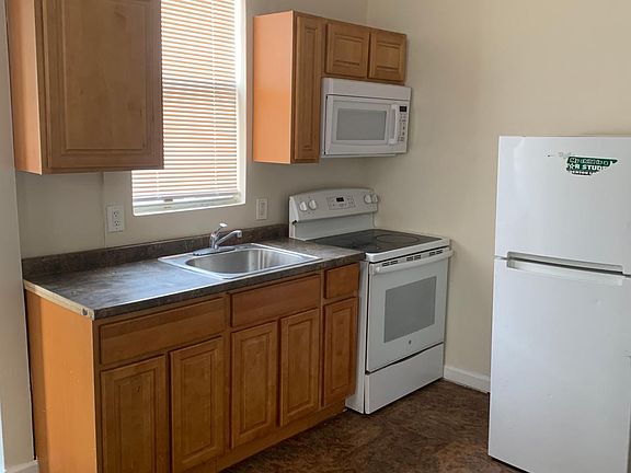 3rd image of 1520 W Tioga St