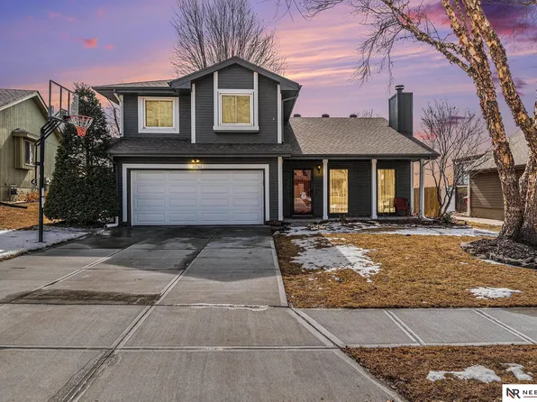 13561 Chandler St, Omaha, NE 68138