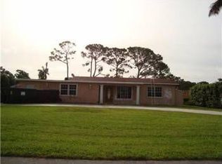 168 Lake Monterey Cir, Boynton Beach, FL 33426