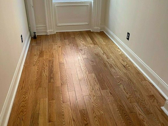 3rd image of 320 Lexington Ave APT 3C
