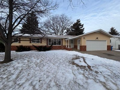 1865 Utah Ave SE, Huron, SD, 57350