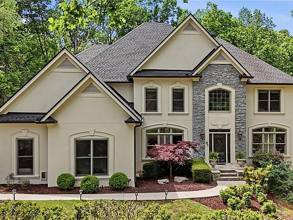 2nd image of 630 Danas Ridge Dr