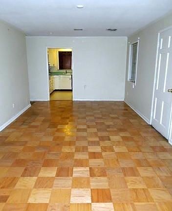 2nd image of 5101 Macarthur Blvd