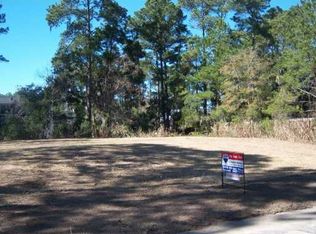 1001 Tara St, Savannah, GA 31410