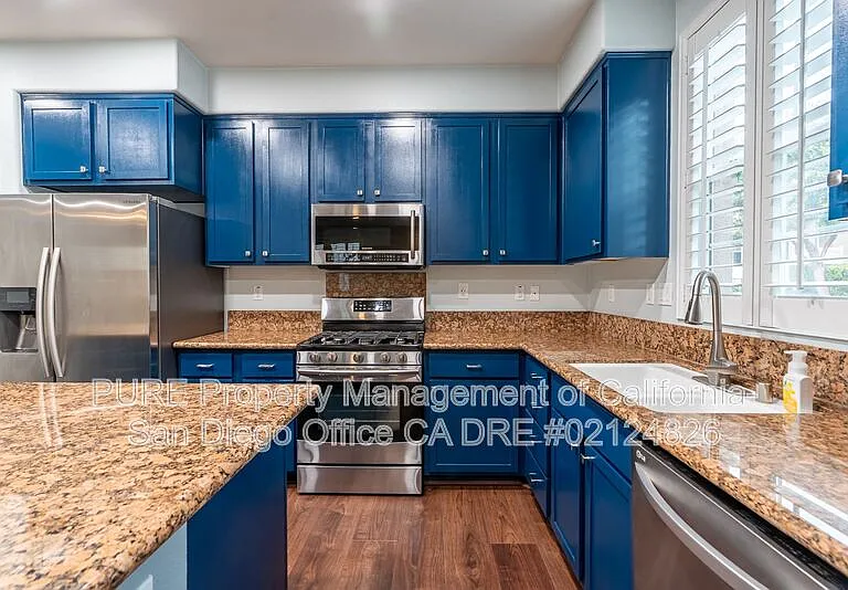 1658 El Raval Way #2 — Photo 1
