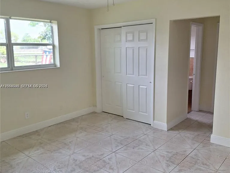 711 SW 64th Pkwy — Photo 9