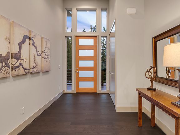 5th image of 103 129th Ave NE