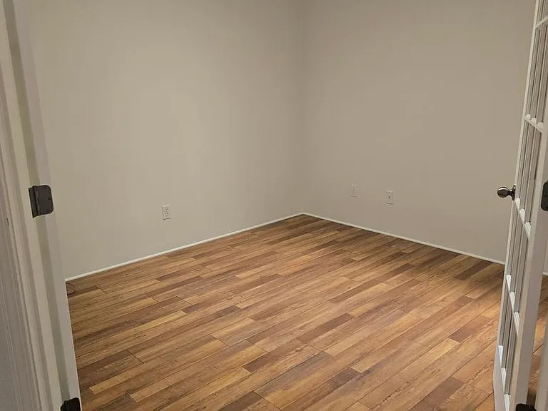 1268 SW Sturgeon Ct — Photo 5