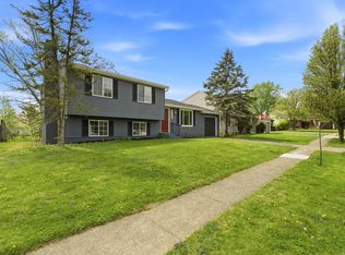 8669 Ripton Dr, Powell, OH 43065