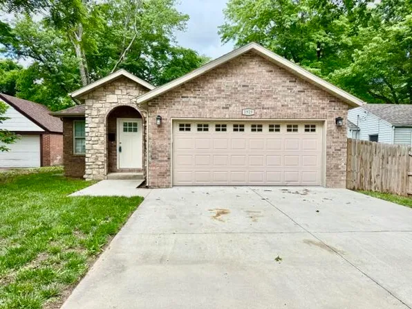 1929 E Monroe Street, Springfield, MO 65802
