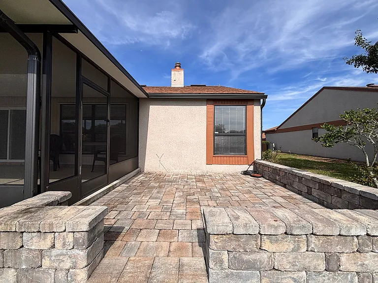 7823 Fawn Brook Cir E — Photo 30
