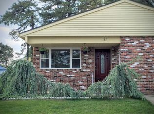 21 Palermo Ct, Toms River, NJ 08757