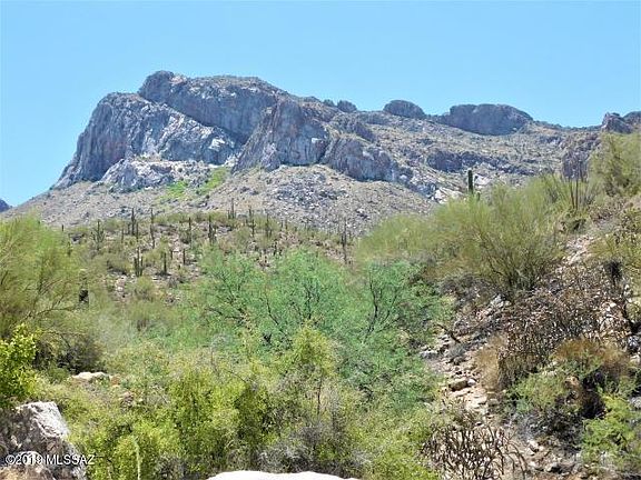 3rd image of 1690 Cliff Dweller Dr #39