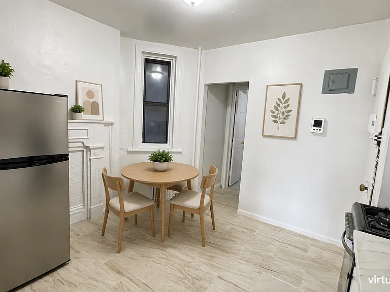 695 10th Ave #3RN — Photo 4