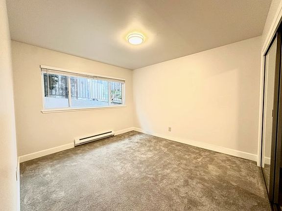 3rd image of 319 102nd Ave SE APT 20