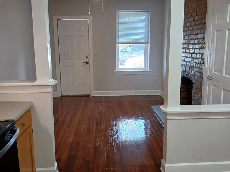 1808 Cowart St — Photo 3