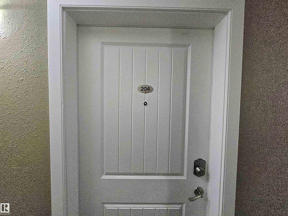 3rd image of 240 Spruce Ridge Rd #204