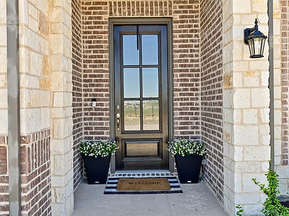 4th image of 165 Misty Mountain Ln