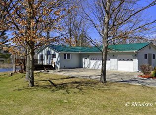 23833 Lake Dr, Sears, MI 49679
