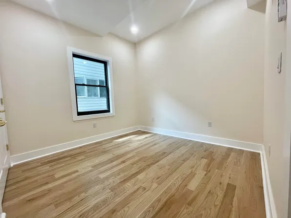 247 Harrison Avenue image 18 of 45