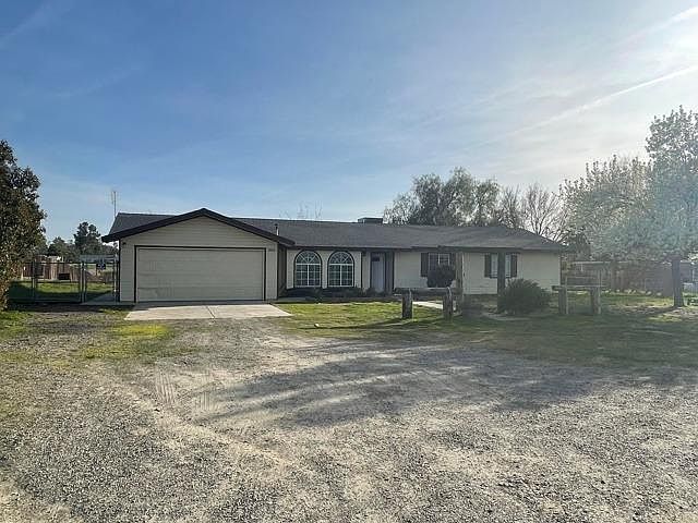 1st image of 34810 Avenue 15