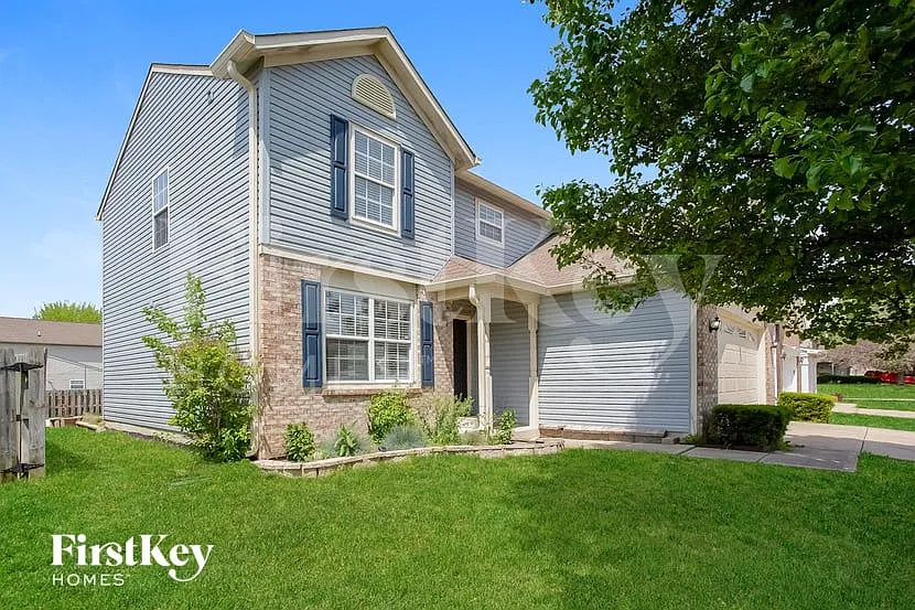 4 bed, 2.5 bath, 1814 sqft, $2,015 — Photo 2