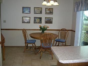 5th image of 11820 Magoun Dr