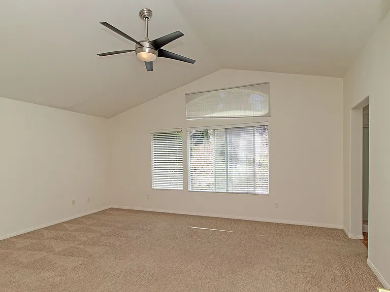 5571 Foxtail Loop — Photo 15