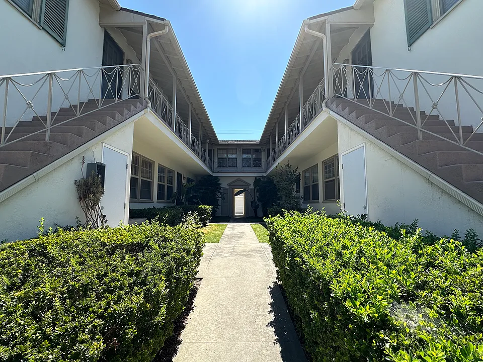 246 Santa Ana Ave #7