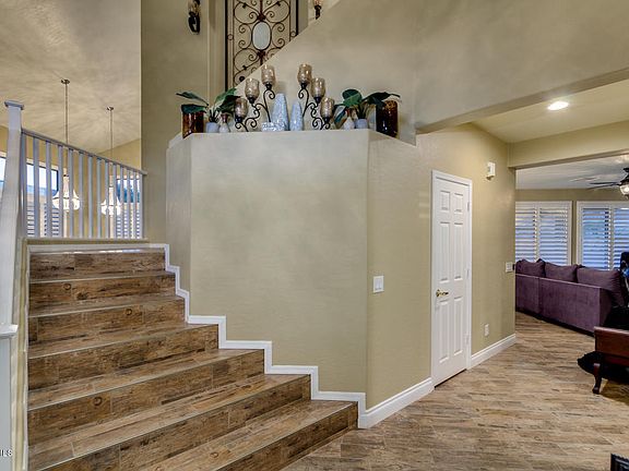 5th image of 17686 N 53rd Ln