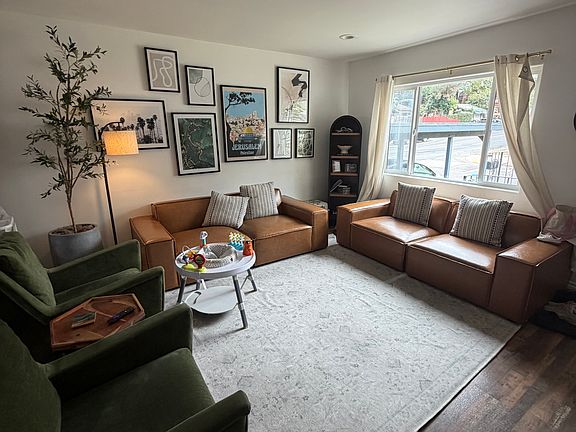 3rd image of 2416 Lombardy Blvd #1