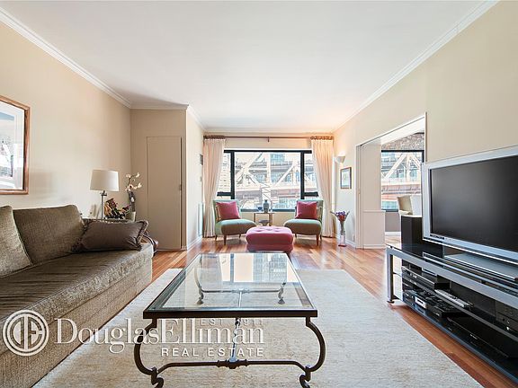 4th image of 425 E 58th St APT 5B