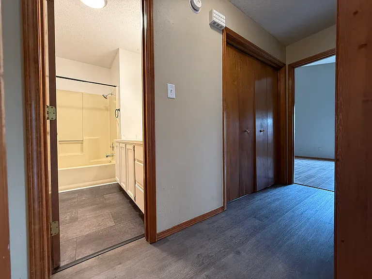 315 E Greenwood St #315 — Photo 7