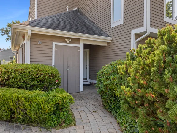 80 Seaview Terrace #2, Guilford, CT 06437