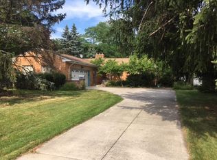 6585 York Rd, Parma Heights, OH 44130