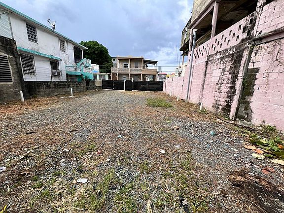 5th image of Bo Santurce Calle Aurora #1004