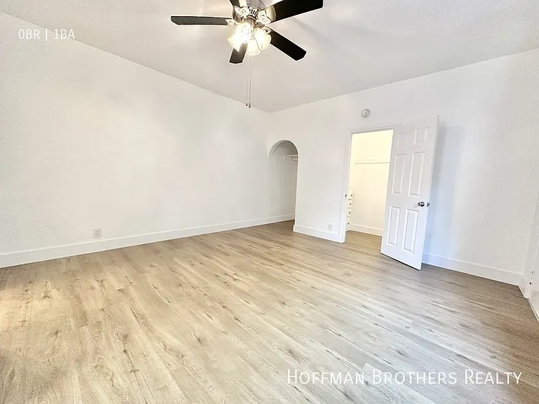 2360 W Washington Blvd #101 — Photo 7