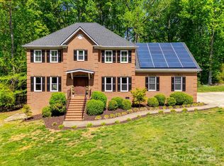 7122 Forest Ridge Rd, Matthews, NC 28104