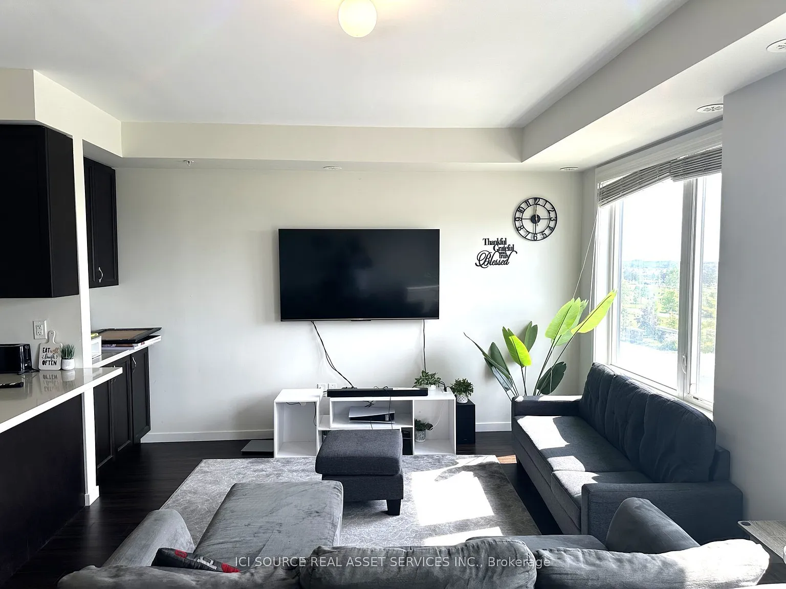 2 bed, $2,550 — Photo 4
