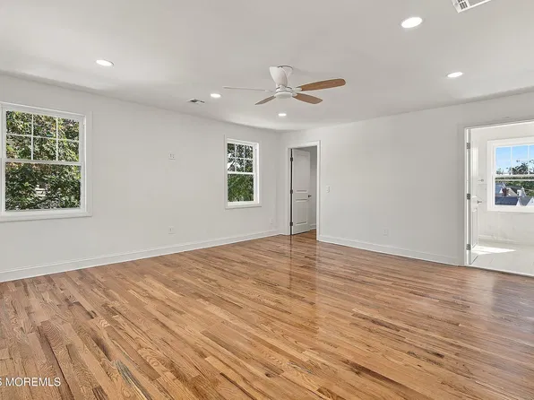 35 Hamilton Avenue, Leonardo, NJ 07737